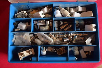 SORTIMENT  SAT F Quick Stecker Adapter  Verbinder Kupplung im Koffer - Bild 1 von 3