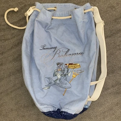 TOMMY BAHAMA Bolso de Lona Grande Mochila en Azul Denim Sirena Cigar Club Raro Nuevo Foto 1 de 4