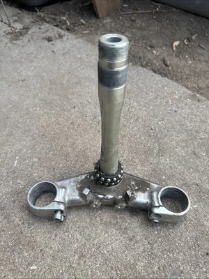 Yamaha YZF R6 2003 2004 06-09 R6S abrazaderas inferiores horquillas triple árbol *rectas Foto 1 de 4