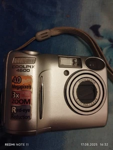Nikon CoolPix E4600 Digitalkamera inkl. Zubehör-Paket. Bitte lesen!!! - Bild 1 von 14