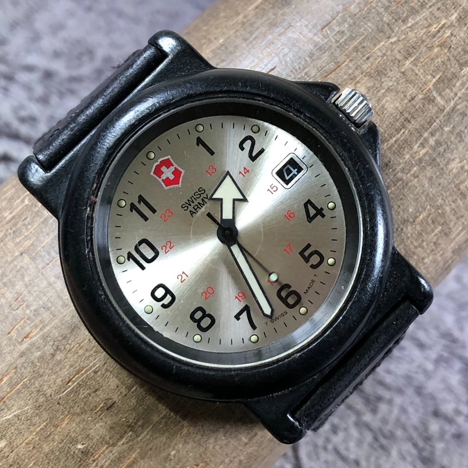 Swiss Army Men Renegade Date Black Nylon Strap Quartz Analog 38mm Watch 7 1/4" - Image 1 of 4