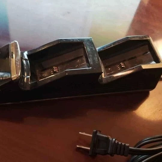 Nyko XBOX 360 Charge Base Charging Dock Station 86074-A50 Microsoft Tested + - Image 1 of 1