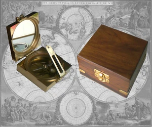 Brújula, Brújula De Navegación De Latón En Elegante Caja De Madera (4) - Imagen 1 de 1