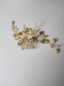 Gold Tone With Rinestones And Faux Pearl Hair Barrett - Picture 1 of 3