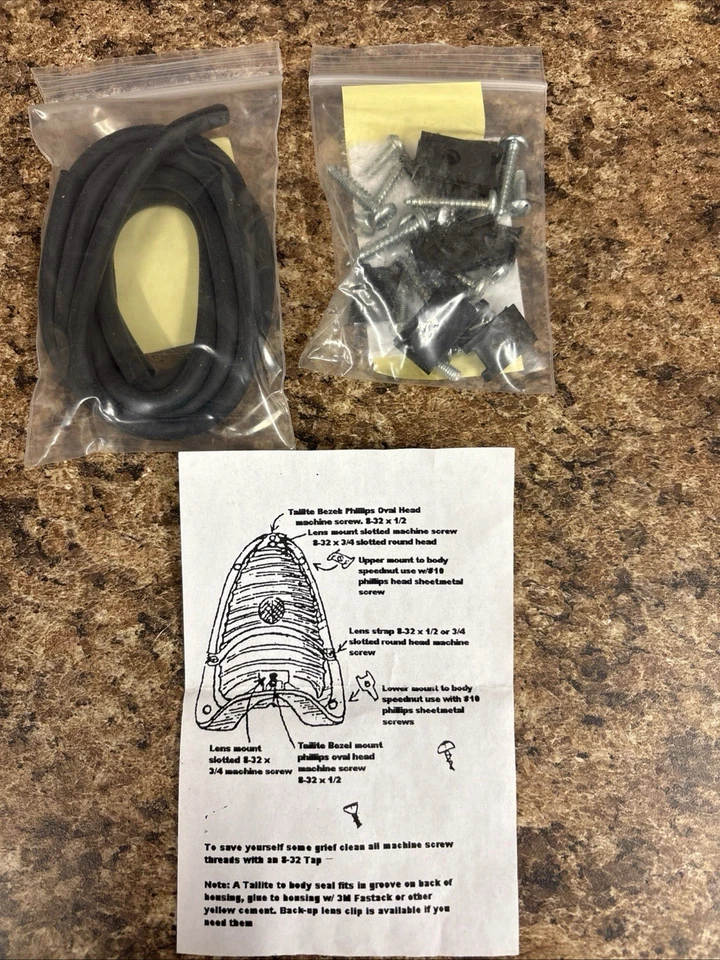 55 雪佛兰尾灯安装套件 — 第 1/1 张图片