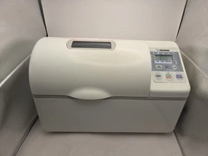 Zojirushi Home Bakery BBCC-V20 Bread Maker Machine 2lb Double Paddle - TESTED - Picture 1 of 24