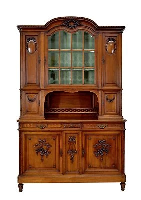 Antiguo aparador buffet francés Luis XVI de nogal Foto 1 de 4