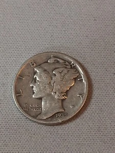 1939 -D   Mercury Silver Dime, -VG/XF CONDITION  - Picture 1 of 2