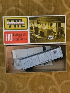 Train Master TM HO Railroad Kits 2151 50 Ton Wood Outside Braced Box Car NP - Picture 1 of 3