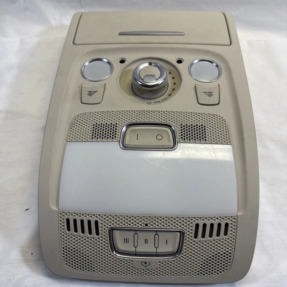 2008–2012 奥迪 A4 A5 S5 头顶控制台米色 8T0947135H 天窗灯原始设备制造商 — 第 1/4 张图片