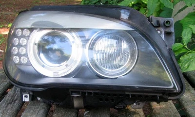 09-12 BMW 750Li FAROL DIREITO DESTRO PASSAGEIRO DINÂMICO XENÔNIO ESCONDIDO FABRICANTE DE EQUIPAMENTO ORIGINAL 7182154 - Imagem 1 de 4