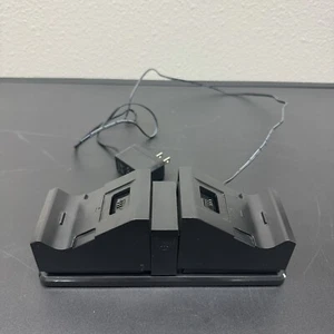 Xbox One PowerA Controller Charging Station CPFA114326-02 - Picture 1 of 4