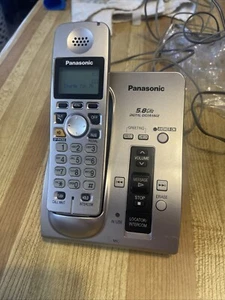 Panasonic KX-TG6031CM 5.8GHZ CORDLESS PHONE ANSWERING SYSTEM TALKING CALLER ID - Picture 1 of 11