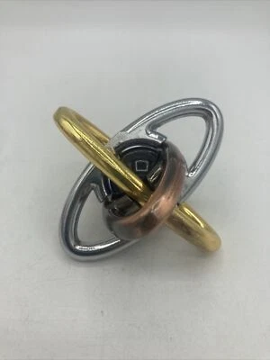 Rompecabezas EZ Atom Rompecabezas Metal Azul Vidrio Mármol Desbloqueo 3D Nudo Entrelazado Foto 1 de 4