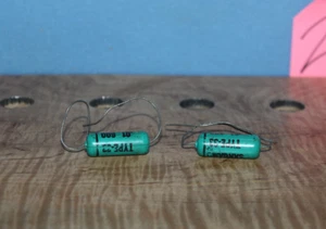 Condensatori vintage Sangamo tipo 33 tappi .01 uF 600VDC NOS quantità 2 - Foto 1 di 3