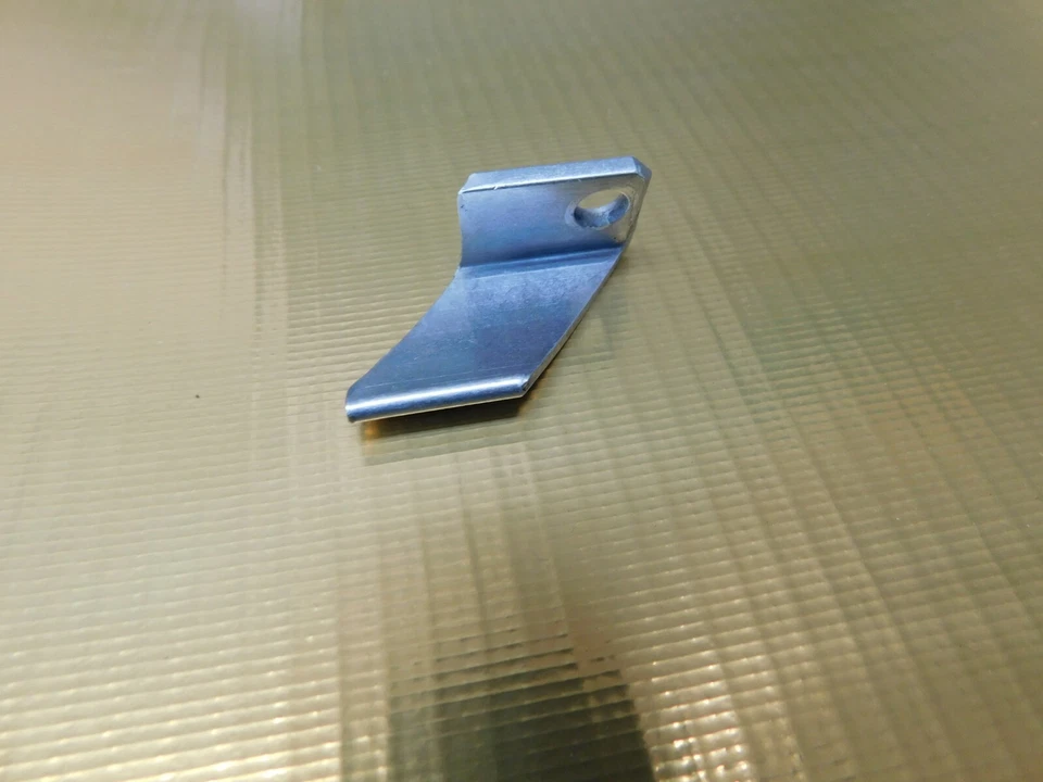 OEMHUSQVARNA БЕНЗОПИЛА 562XP 562 XP ЦЕПНАЯ ЛОВУШКА НОВАЯ ----ДО 345 - Изображение 1 из 1