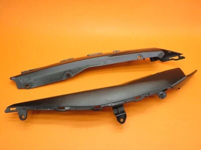 2015 - 2021 Yamaha Yzf R3 Oem Side Covers - Image 1 of 4