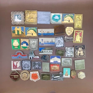 "Denkmäler, Museen, Gedenkstätten" Sowjet, UdSSR Vintage Set Pin Anstecker 41 Teile - Bild 1 von 14