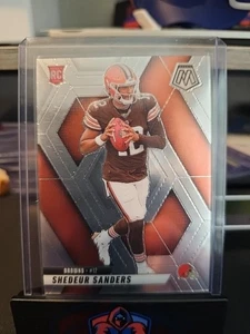 Mosaic Shedeur Sanders Base 2025 #302 (RC) Cleveland Browns (QB) - Imagen 1 de 2