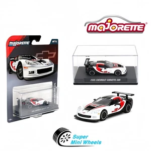 Majorette 1:64 Collector Series – 2005 Chevrolet Corvette C6 R – White - Picture 1 of 2