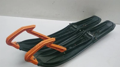 Esquís Arctic Cat ZR 7000 2015 Sno Pro de plástico negro con bucles naranjas de doble carburo Foto 1 de 4