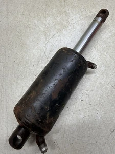 Cilindro elevador hidráulico trasero para tractor Allis Chalmers 620 Powermax - Imagen 1 de 3
