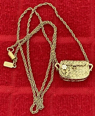 COLLAR COLGANTE MUJER EN FORMA DE "MONEDERO" Foto 1 de 4