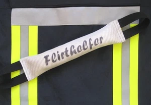 Beißwurst / Hundespielzeug / Bringsel  Dummy aus Feuerwehrschlauch "Flirthelfer" - Bild 1 von 1