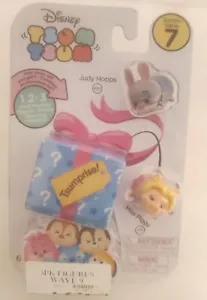 Disney Tsum Tsum Series 7 Judy Hopps 480,Miss Piggy 711,Tsumprise & Guide. 2017 - Picture 1 of 4