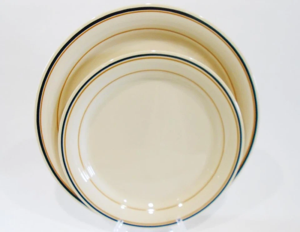 ❤️ Raro De colección. Corning Bistro Rayas Negras y Marrón *Elige: PLATO DE CENA o ALMUERZO Foto 1 de 1