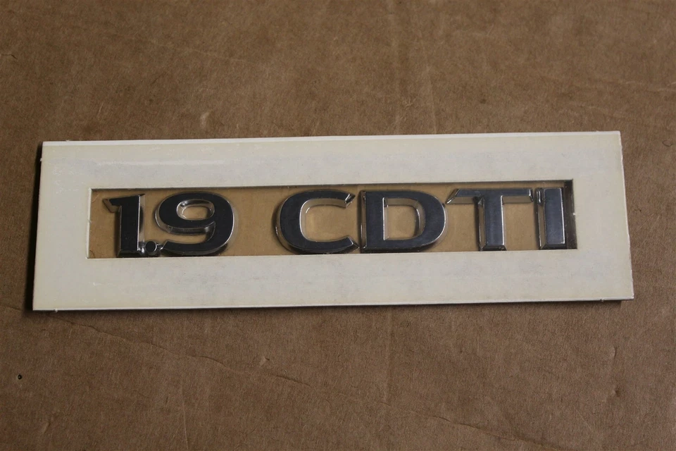 93187109 Name plate New genuine Vauxhall part - Image 1 of 1