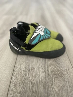 Sapatos de escalada juvenil Evolv Eco Trax, tamanho 37/5 W6 verde/preto - Imagem 1 de 4