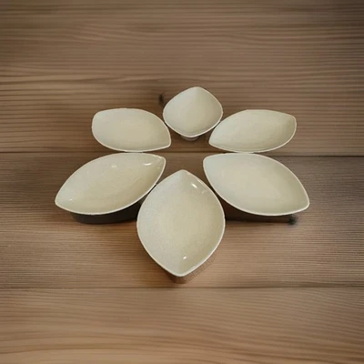 Set Of 6 Vintage Pfaltzgraff “Craftmans” Line Plates In Atomic Leaf MCM Design - Image 1 of 4