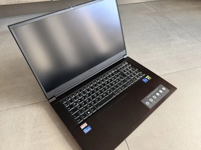 17“ Medion Erazer Defender P20 Gaming Notebook, i7, RTX 3060, 1TB, 16GB, MD62395 - Bild 1 von 4