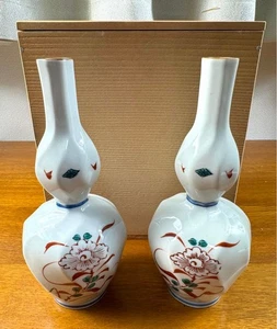 Kutani Ware Pair Sake Bottle Tokkuri Drinking Vessel Japanese Pottery White - Picture 1 of 12
