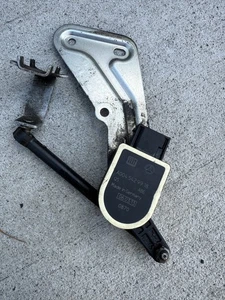 13-19 Mercedes GL550 E550 X166 Front Left Suspension Height Level Sensor Oem - Bild 1 von 2