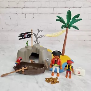Playmobil 4139 Pirata Naustaways Isola del Tesoro Play Set Figure, Barca, Pappagallo - Foto 1 di 13