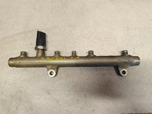 RAMPE INJECTION KIA CARNIVAL 2.5 CRDI 0445214013 - Picture 1 of 4