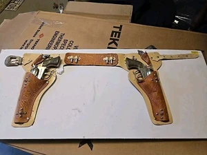 1950'4 Gun Roy Rogers Cap Guns w/ Roy Rogers Holsters Name On Small Guns Rare - Picture 1 of 20