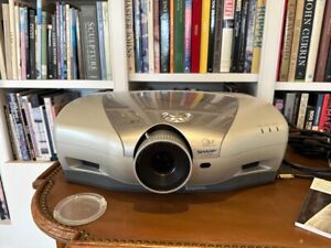 Sharp Xv-Z10000 Dlp Projector. Gently used.