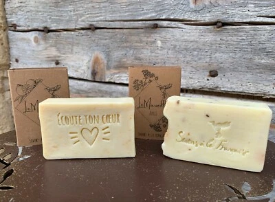 Lot 2 Savons artisanaux  Citron Le Mentonnais et Anis Le Marseillais 100 gr - Photo 1/4