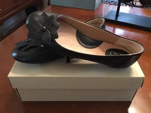 Bolo Black Ballet Flats With Flower - Size 8.5 - Picture 1 of 3