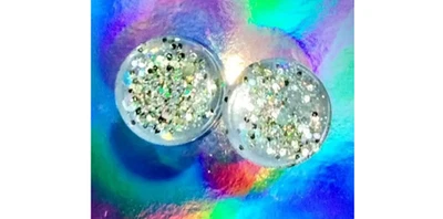 Par de tapones de resina transparente | Hechos a mano | Transparente y holográfico | Tamaño 18 mm (11/16") Foto 1 de 4