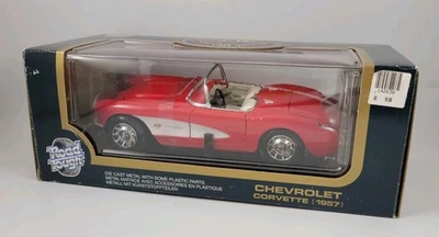 1957 Chevrolet Corvette vermelho carro de metal fundido escala 1:18 92018 Chevy Road Tough - Imagem 1 de 4