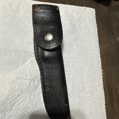 Funda con solapa de cuero negro Buck 118 solamente Foto 1 de 4