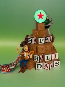 Disney Parks Toy Story Holiday Block Light Up Popcorn Eimer 2021 Woody Buzz - Bild 1 von 17