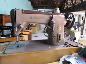 Singer 306khand-crank sewing mach Upholstery & Leather make in Britain - Picture 1 of 12