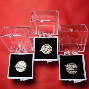 (Lot of 3) Vintage Pratt & Whitney Silver Tone Lapel Pin w/ Case 5/8" Bald Eagle - Picture 1 of 14