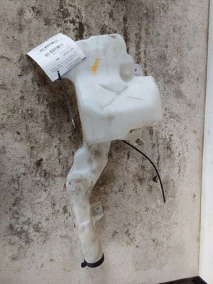 Depósito de lavado estilo clásico para camioneta Sierra 1500 15-19 3282997 Foto 1 de 4