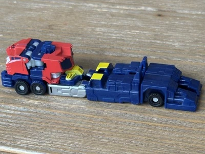 Optimus Prime - Legends Class Transformers Cybertron Truck 11cm 2005 - Image 1 of 4
